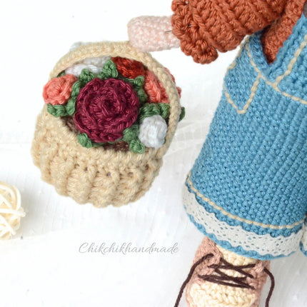 Little CATHY Crochet Doll Pattern, Amigurumi Doll Pattern, PDF Tutorial (En, Fr, De, Esp, Nl, It)