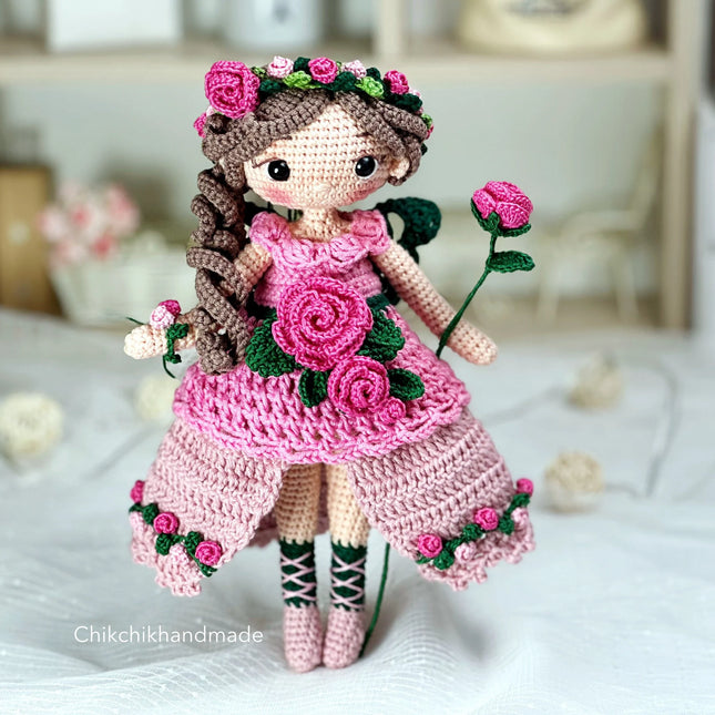 Crochet Fairy Doll Pattern Amigurumi, ISABELLE the Pixie, PDF Tutorial (En, Fr, De, Es, Nl, It)