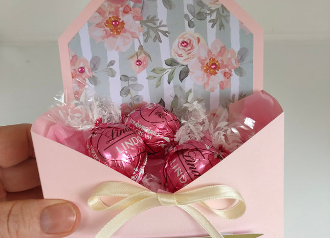 https://i.etsystatic.com/18926755/r/il/5ef74d/2988063772/il_fullxfull.2988063772_8hnp.jpg