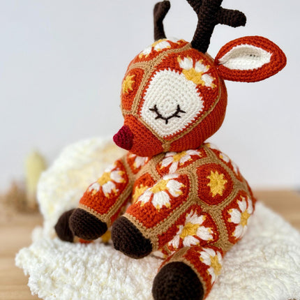 Reindeer African flowers Crochet Pattern, african flowers design, pdf instructions, reindeer amigurumi crochet, ENGLISH, DUTCH, French